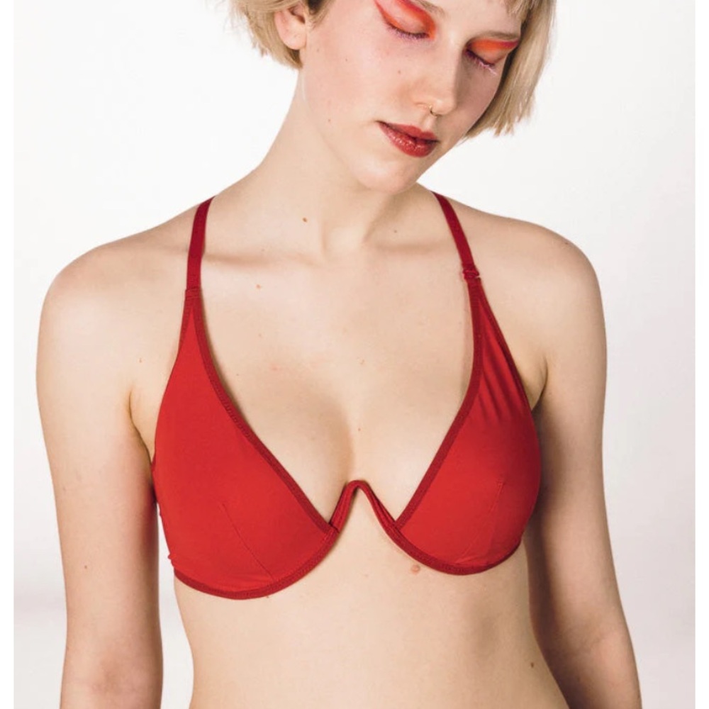 la fille d’o red monowire mesh bra with matching panty